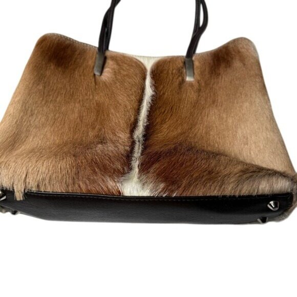 Clever Carriage Company Springbok Hide Shoulder Bag - Picture 4 of 7